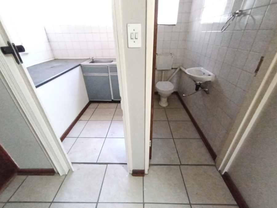 To Let commercial Property for Rent in Bloemfontein Free State